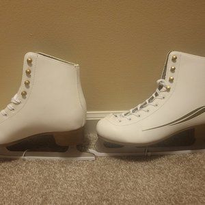 Women's Ice Skates